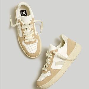 Veja V-10 Sneakers